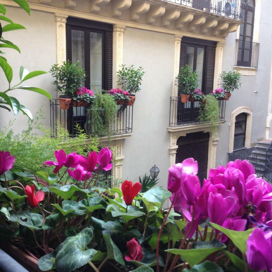 House Vintage Bed & Breakfast Catania Exterior foto